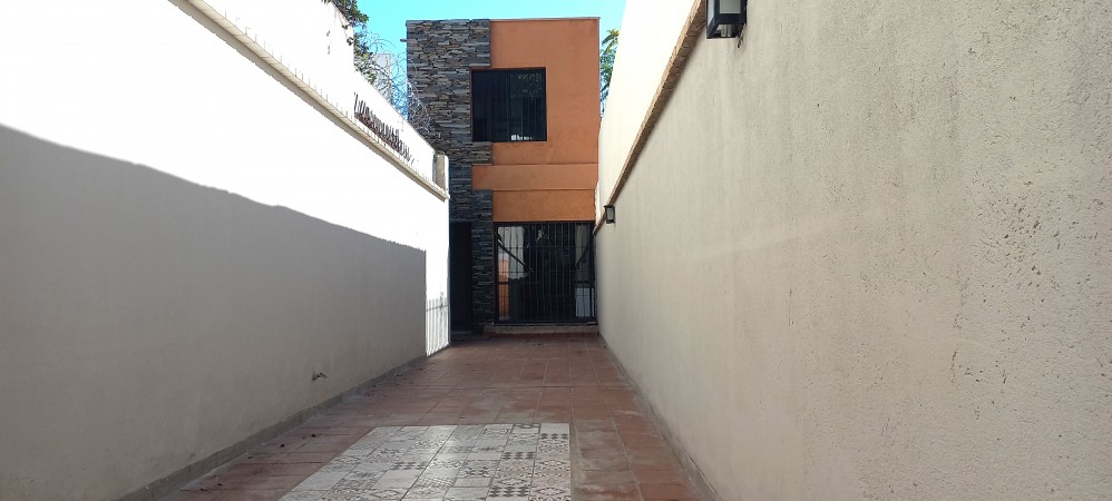 Foto Casa en Venta en Mendoza, Mendoza - U$D 130.000 - pix85634457 - BienesOnLine